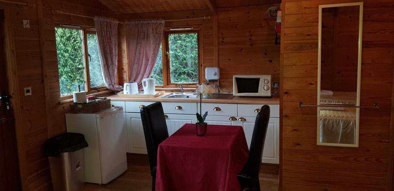 Stansted Airport Cottage エルセナム エクステリア 写真