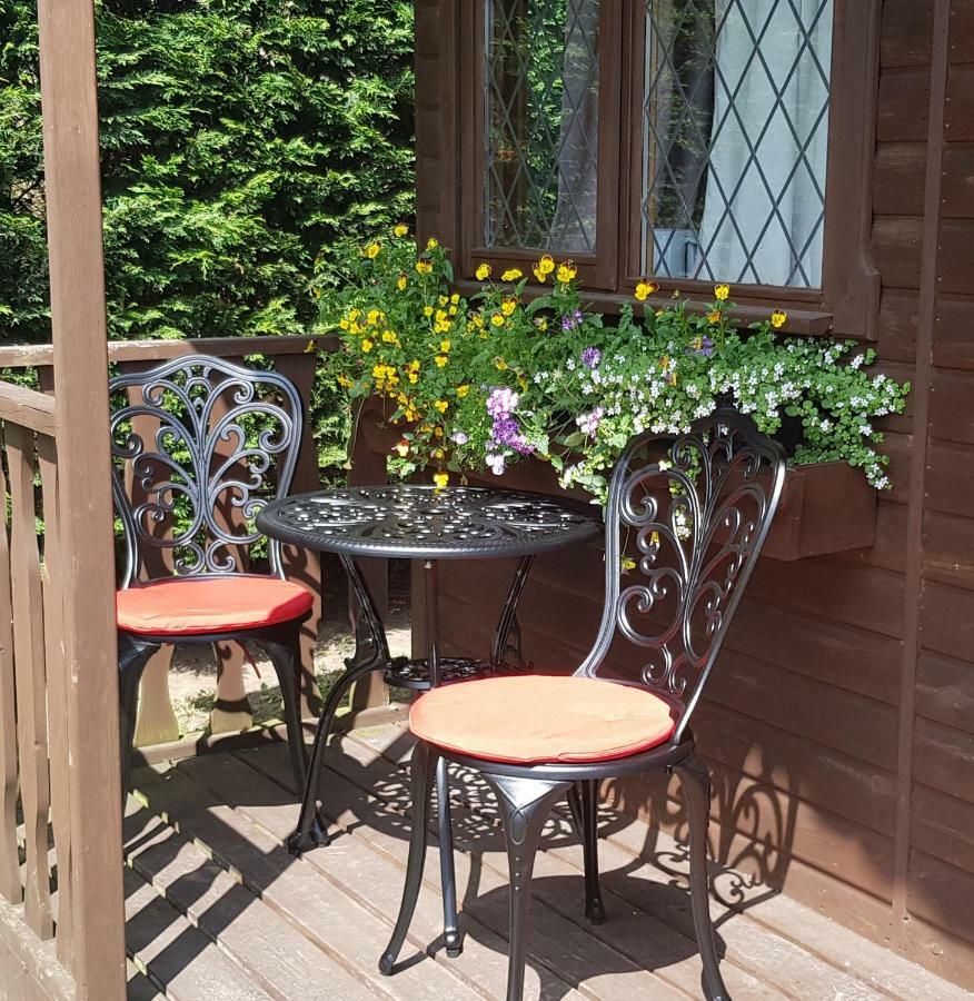 Stansted Airport Cottage エルセナム エクステリア 写真